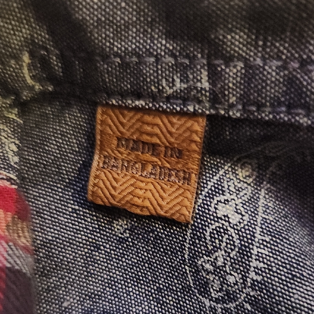3/$20 Women's Jacks Girlfriend Red Plaid Button Down Shirt - Picture 5 of 7